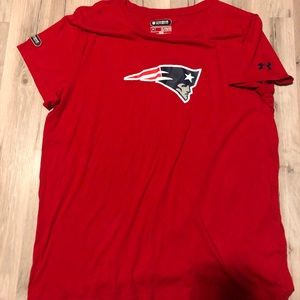 under armour patriots tee (never worn!)